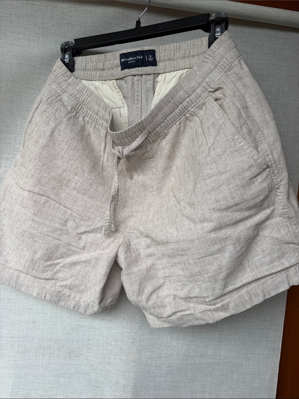 Abercrombie & Fitch Women's Beige/Cream Linen-Blend Drawstring Shorts